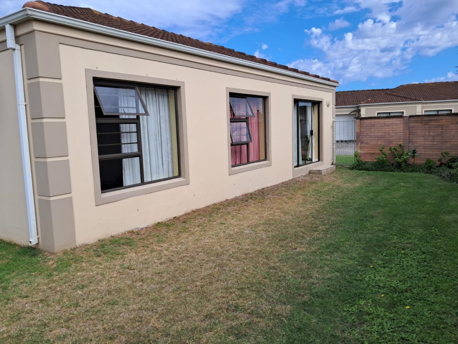 To Let 3 Bedroom Property for Rent in Morningside Eastern Cape